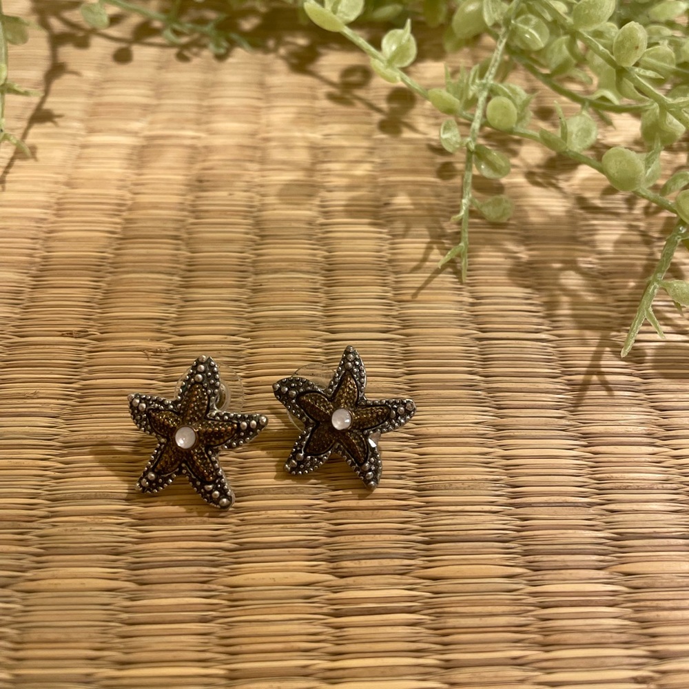 Starfish earrings
